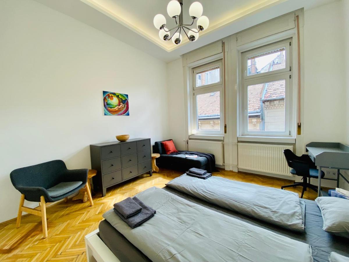 Spacious 4Br Oasis In Central Budapest - Bp Sky Exterior photo