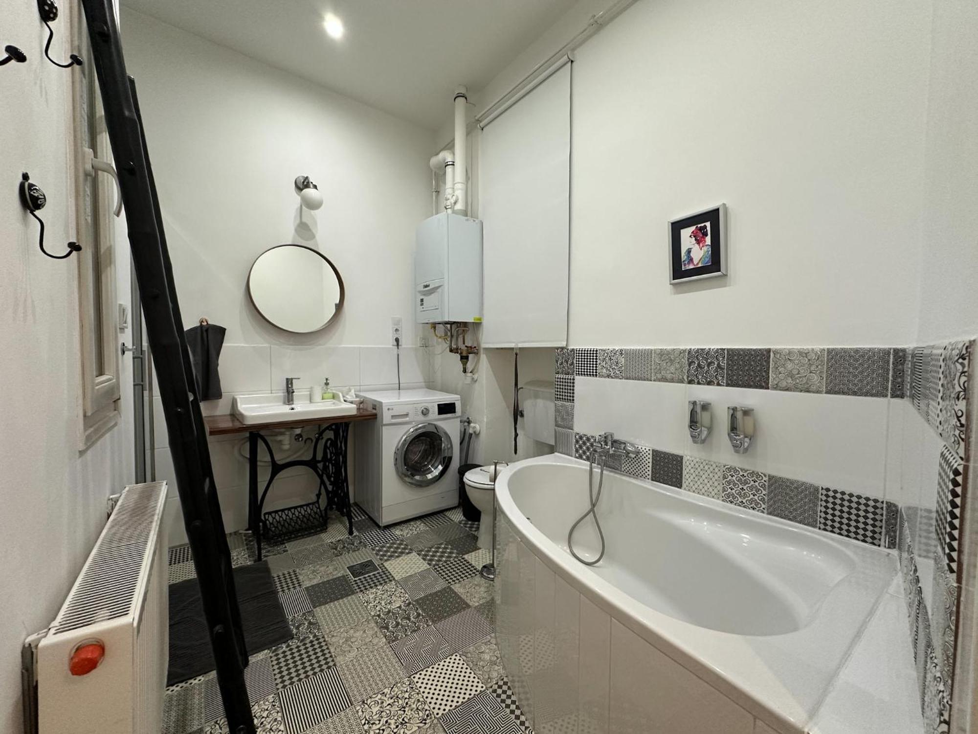 Spacious 4Br Oasis In Central Budapest - Bp Sky Exterior photo